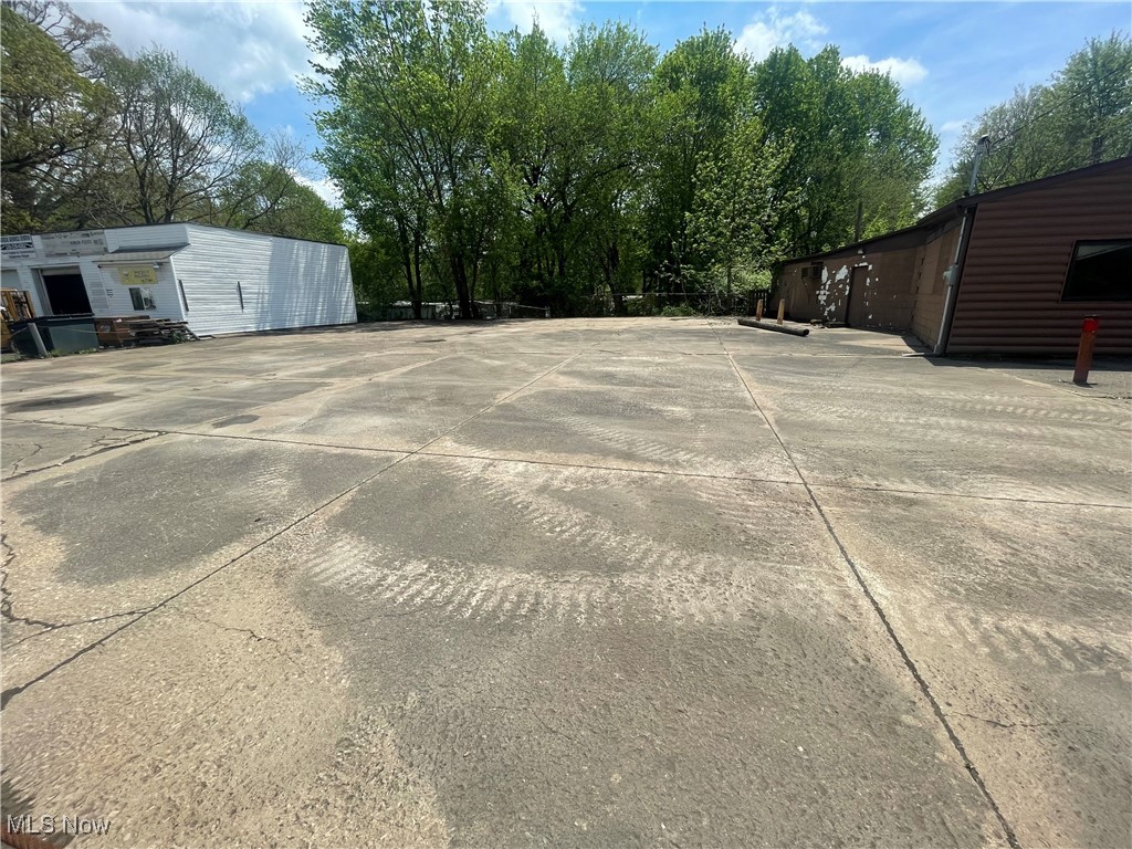 Navarre Road SW Canton OH 44706
