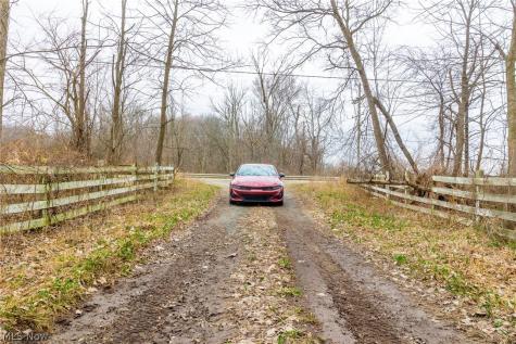 Pigeon Run Avenue SW Navarre OH 44662