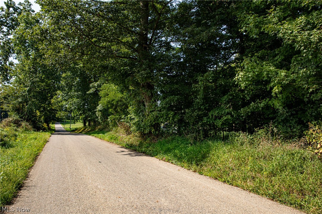 Smith Road SW Navarre OH 44662
