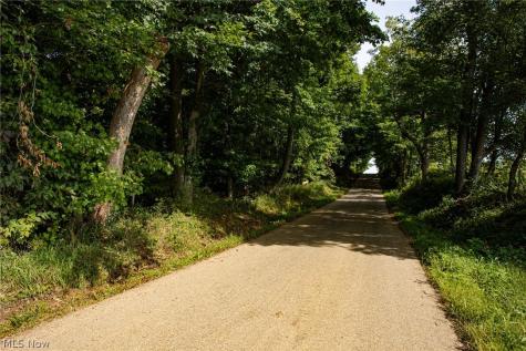 Smith Road SW Navarre OH 44662