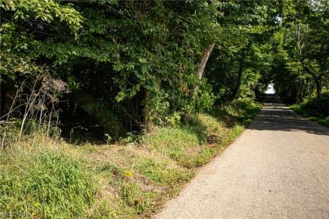 Smith Road SW Navarre OH 44662