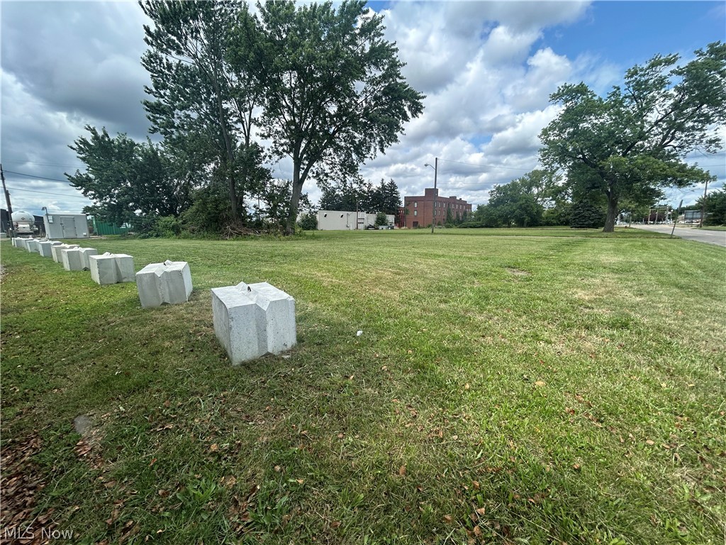 Wells Avenue SW Canton OH 44707