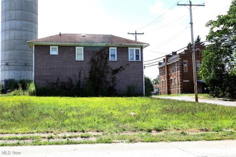 1344 Pennsylvania Avenue Steubenville OH 43952