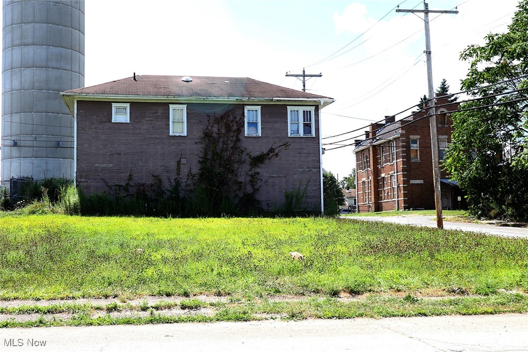 1344 Pennsylvania Avenue Steubenville OH 43952