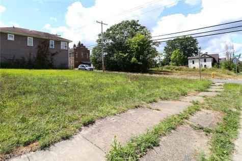 1344 Pennsylvania Avenue Steubenville OH 43952