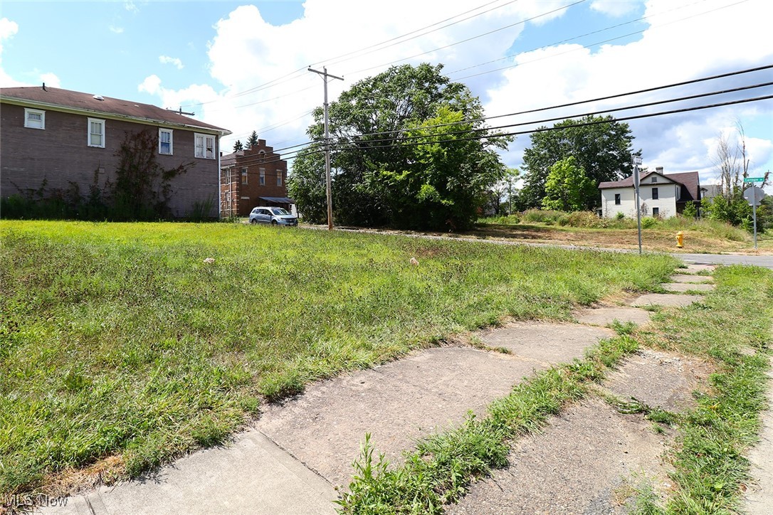 1344 Pennsylvania Avenue Steubenville OH 43952