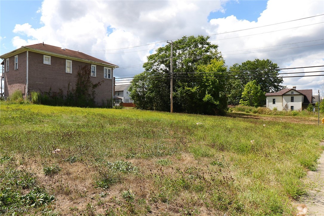 1344 Pennsylvania Avenue Steubenville OH 43952
