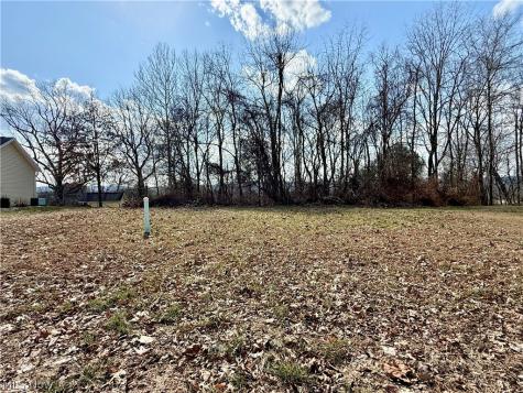 108 Eldorado Marietta OH 45750