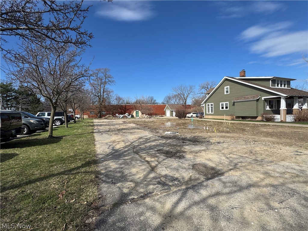 1260 Smith Court Rocky River OH 44116
