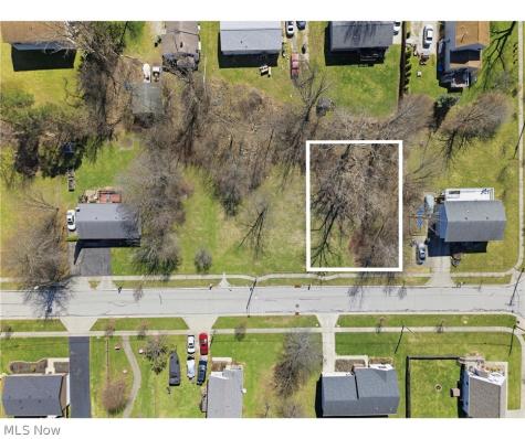 2048 Buchtel Street Twinsburg OH 44087