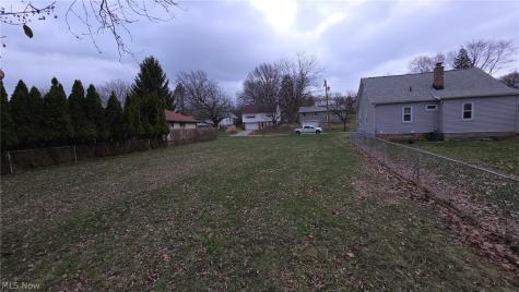 4930 E 81st Street Garfield Heights OH 44125