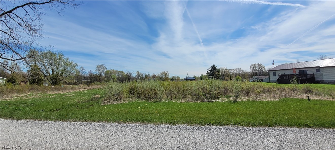 3241-3242 Madrona Court West Salem OH 44287