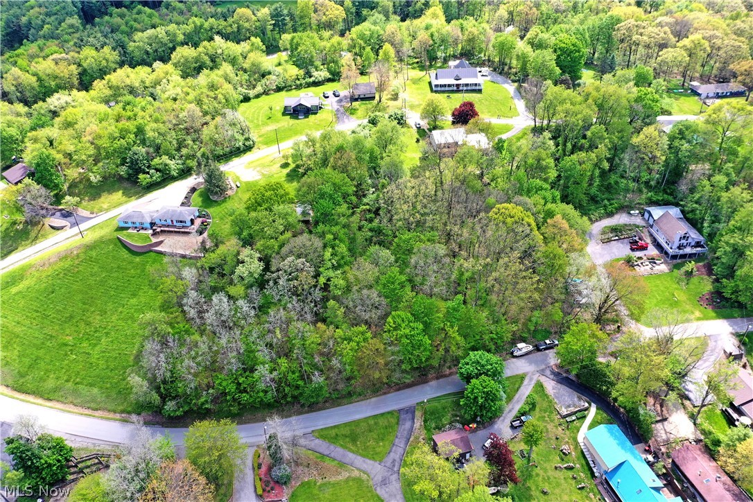 47912 Tomahawk Drive Negley OH 44441