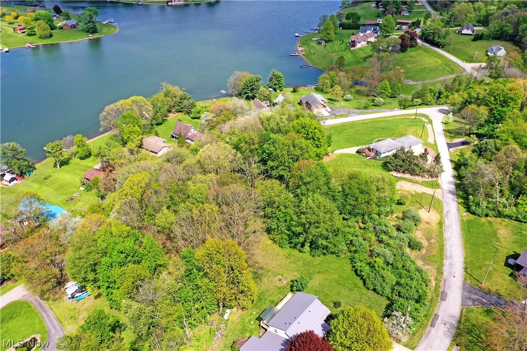 47912 Tomahawk Drive Negley OH 44441