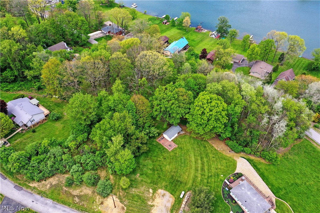 47912 Tomahawk Drive Negley OH 44441