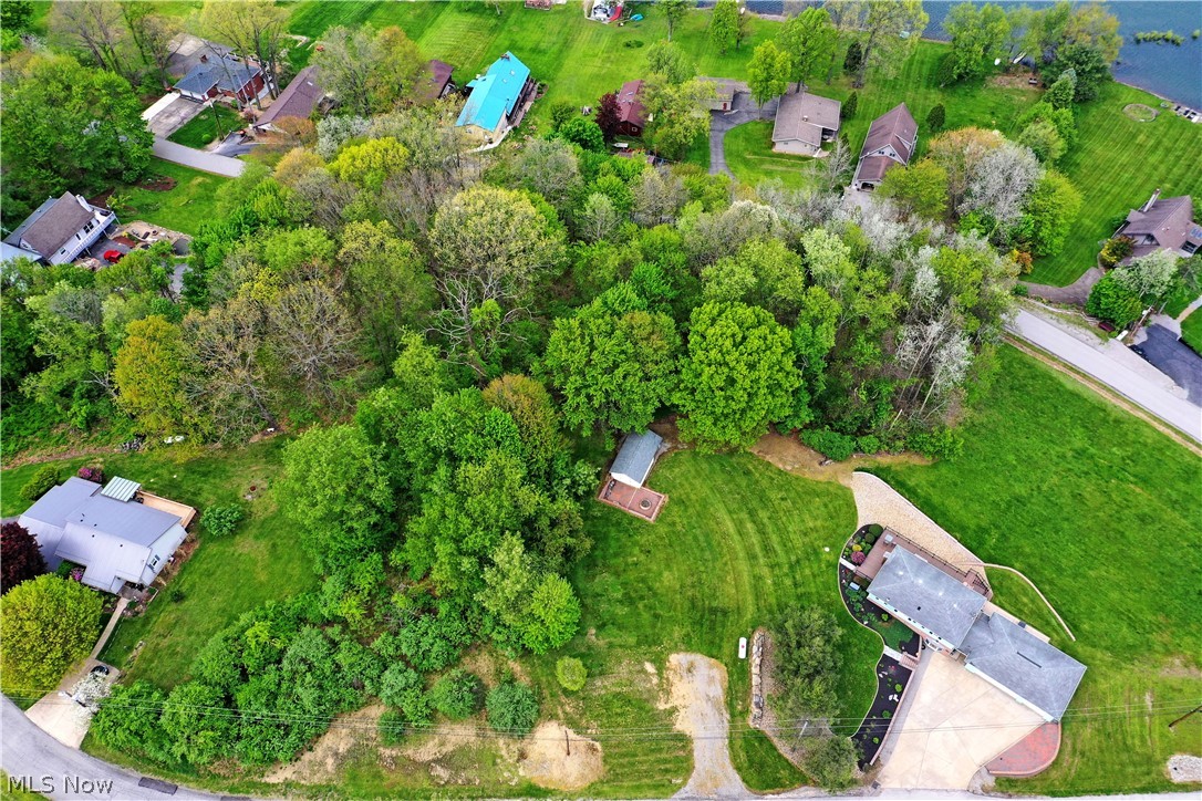 47912 Tomahawk Drive Negley OH 44441