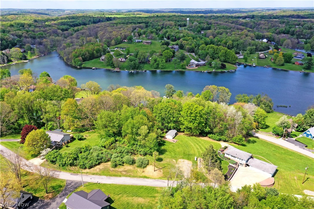 47912 Tomahawk Drive Negley OH 44441