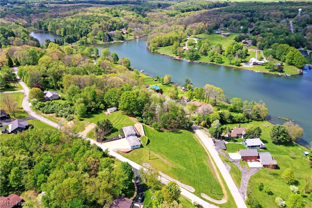 47912 Tomahawk Drive Negley OH 44441