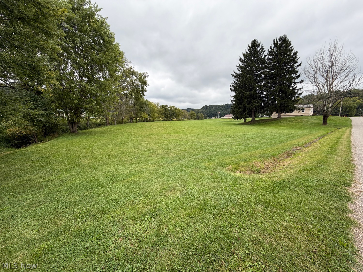 1945 Possum Hollow Road SE New Philadelphia OH 44663