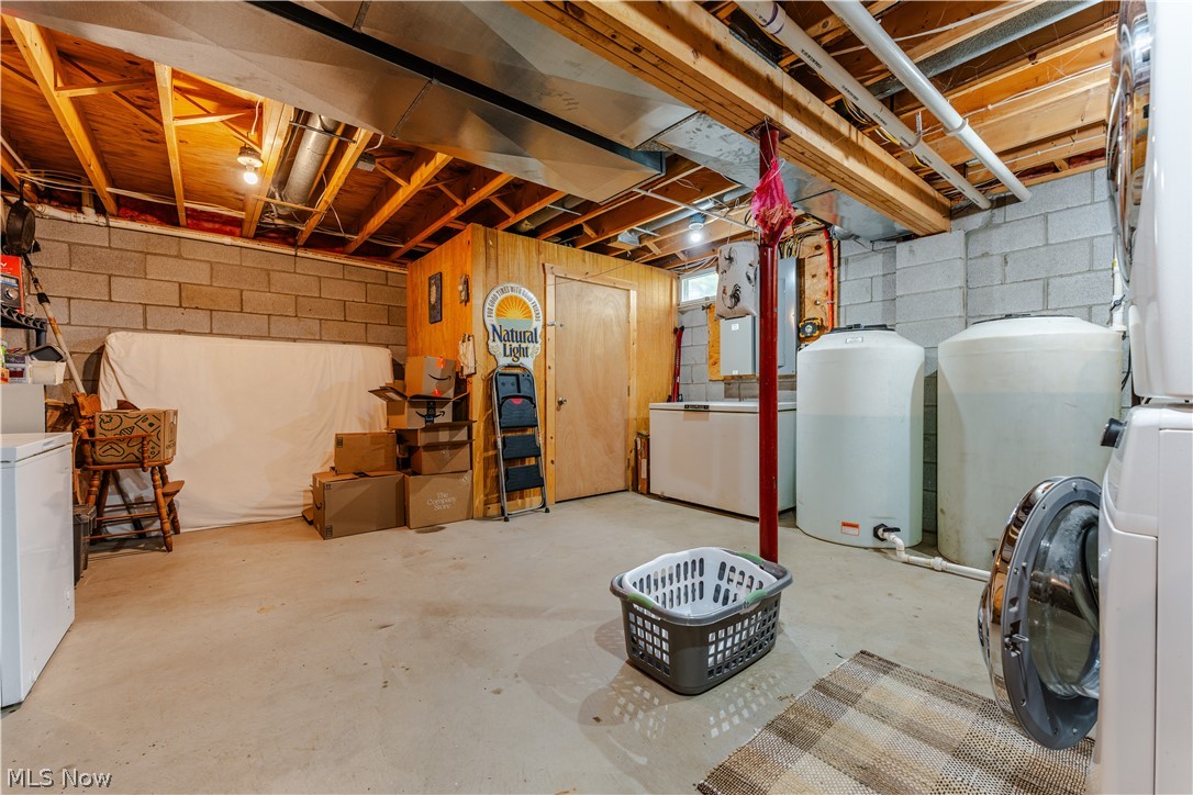 31370 Cadiz Dennison Road Uhrichsville OH 44683
