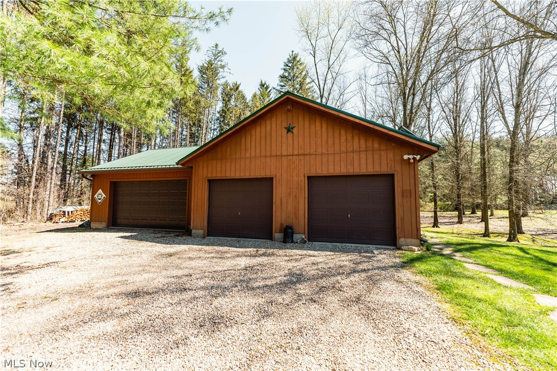 31370 Cadiz Dennison Road Uhrichsville OH 44683