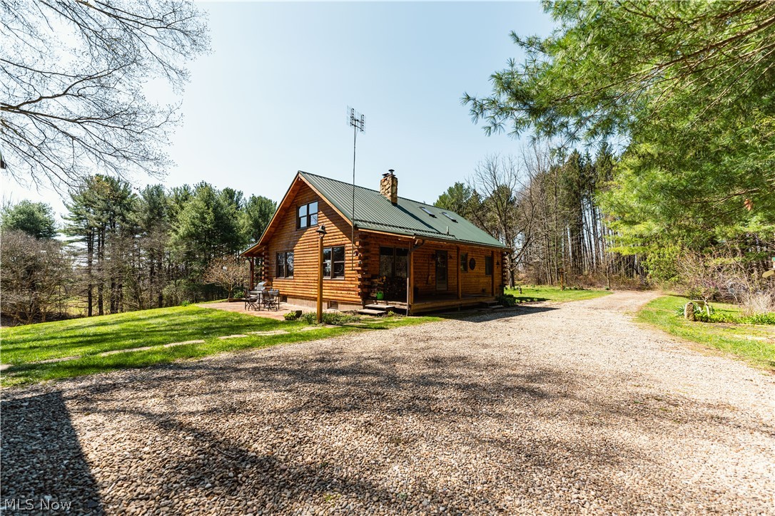 31370 Cadiz Dennison Road Uhrichsville OH 44683