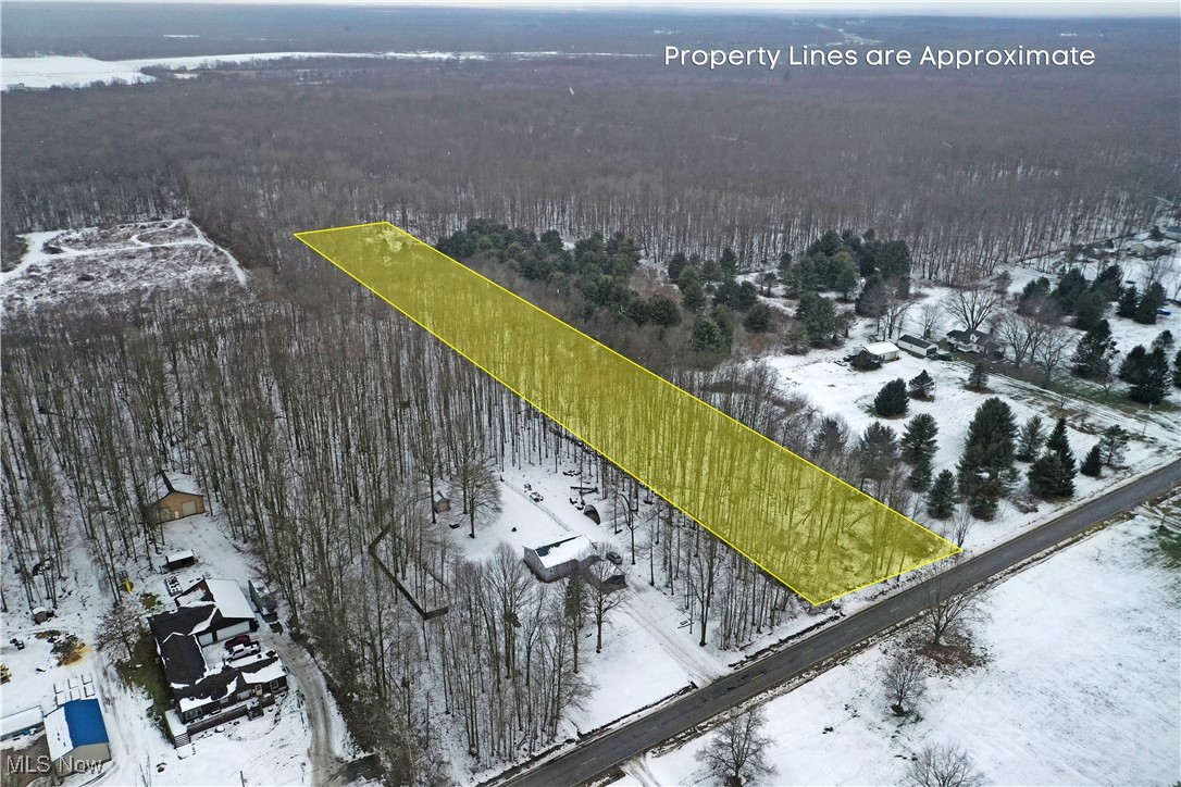 Kale Adams Road SW Warren OH 44481