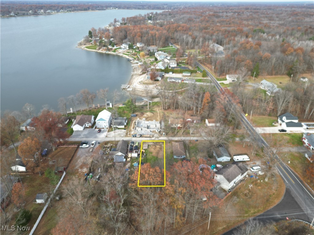 853 Harbor Avenue Lake Milton OH 44429