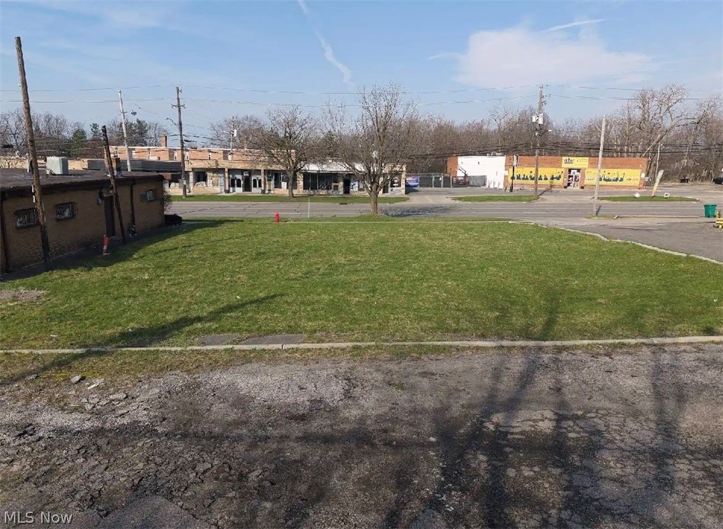 5147 Warrensville Center Road Maple Heights OH 44137