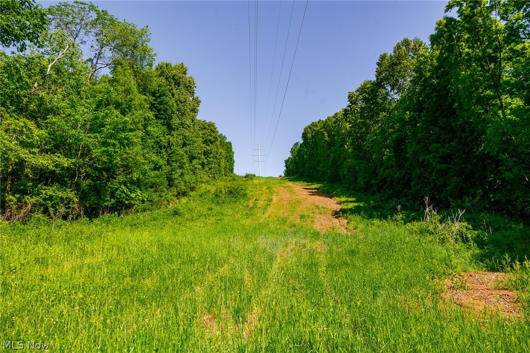 5568 Schoolhouse Road Frazeysburg OH 43822