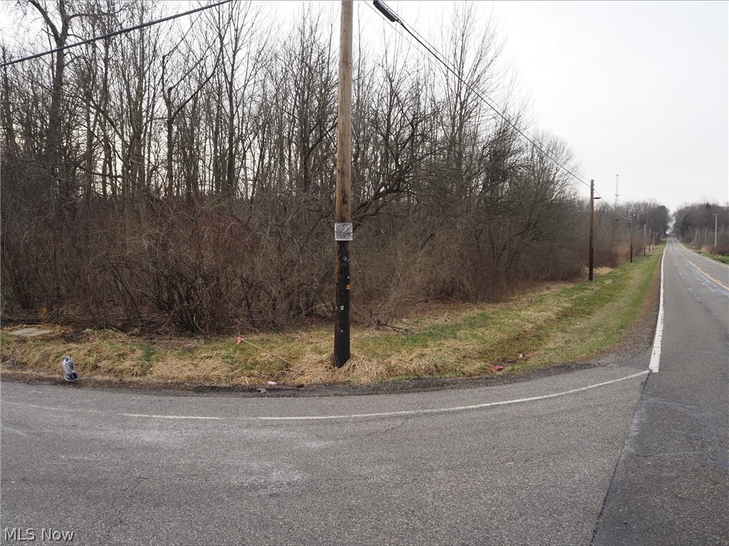 V/l 1 Bartholomew Road Chagrin Falls OH 44023