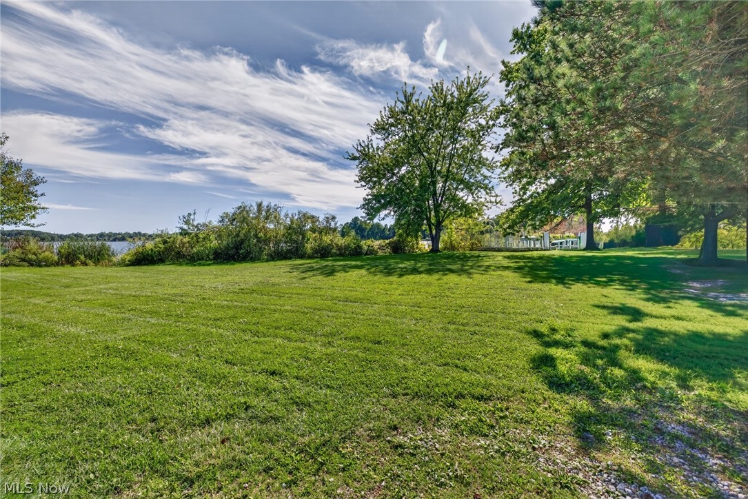 2306 Canfield Road Akron OH 44312