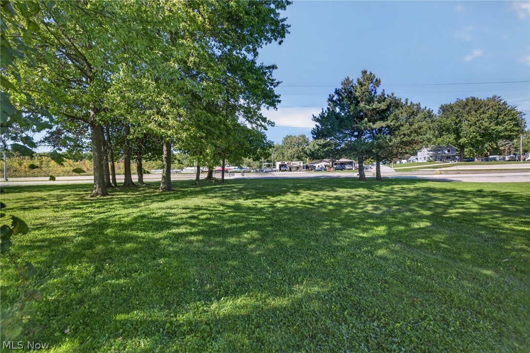 2306 Canfield Road Akron OH 44312