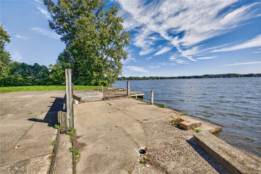 2306 Canfield Road Akron OH 44312