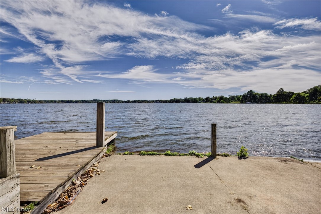 2306 Canfield Road Akron OH 44312