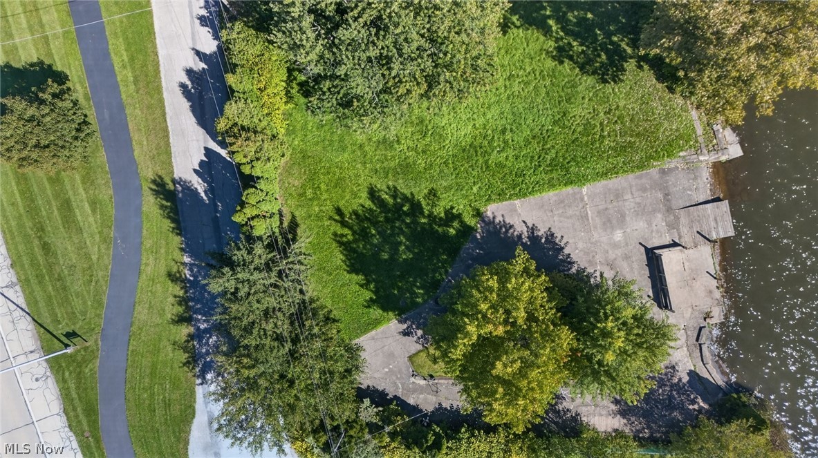 2306 Canfield Road Akron OH 44312