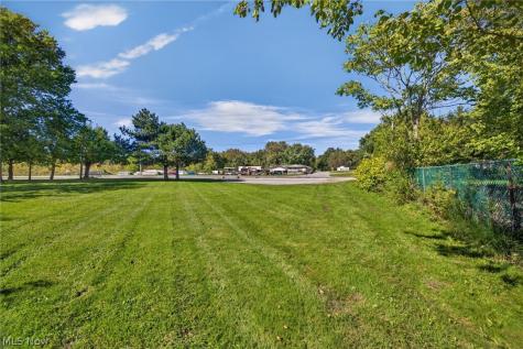 2306 Canfield Road Akron OH 44312