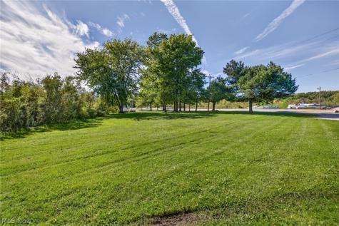 2306 Canfield Road Akron OH 44312