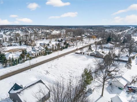 560 Lear Road Avon Lake OH 44012