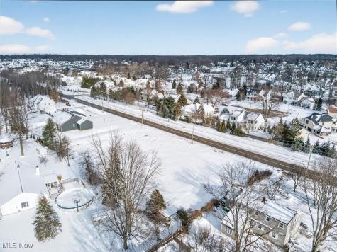 560 Lear Road Avon Lake OH 44012