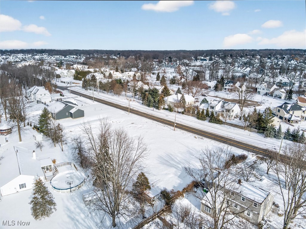 560 Lear Road Avon Lake OH 44012