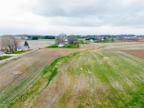 Pigeon Run Avenue SW Navarre OH 44662