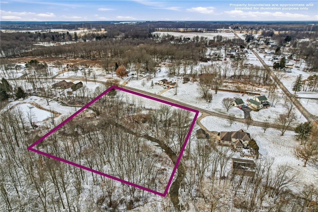 Brookhollow Drive Warren OH 44481