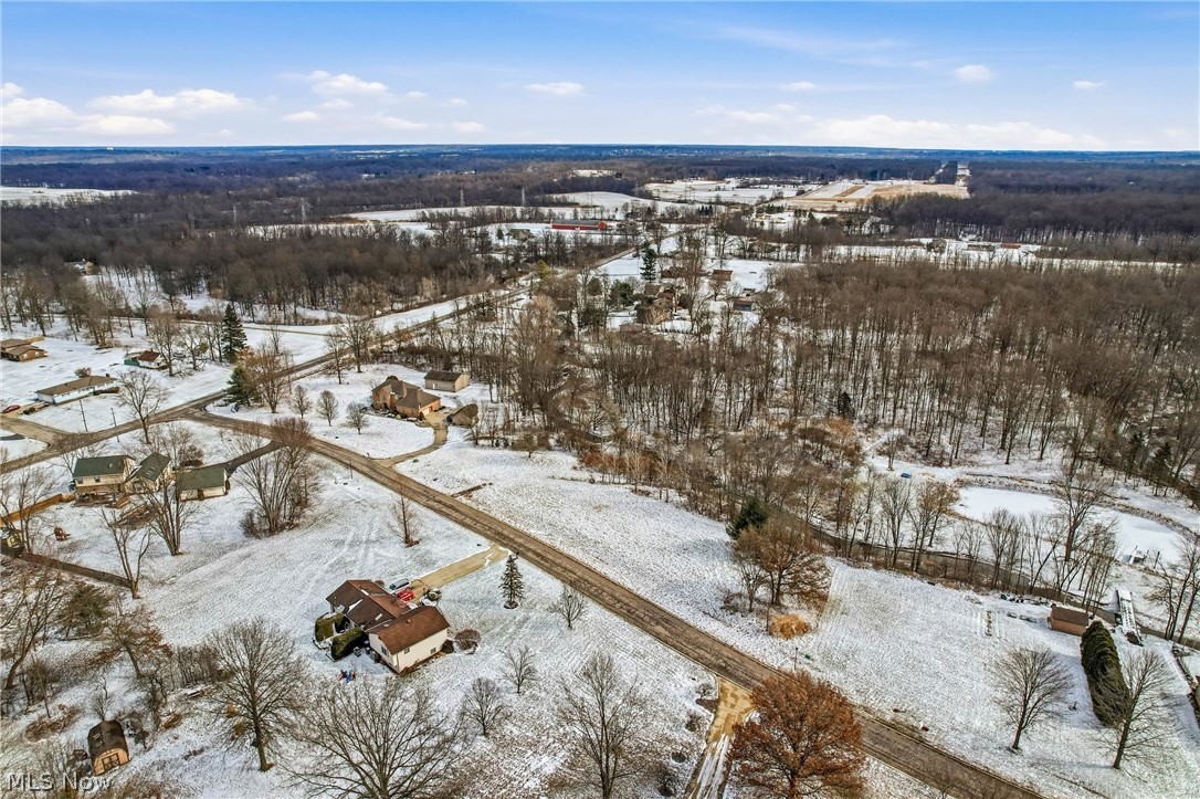 Brookhollow Drive Warren OH 44481