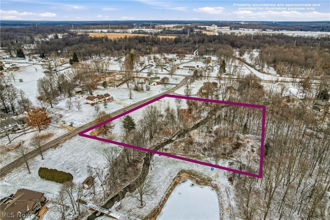 Brookhollow Drive Warren OH 44481