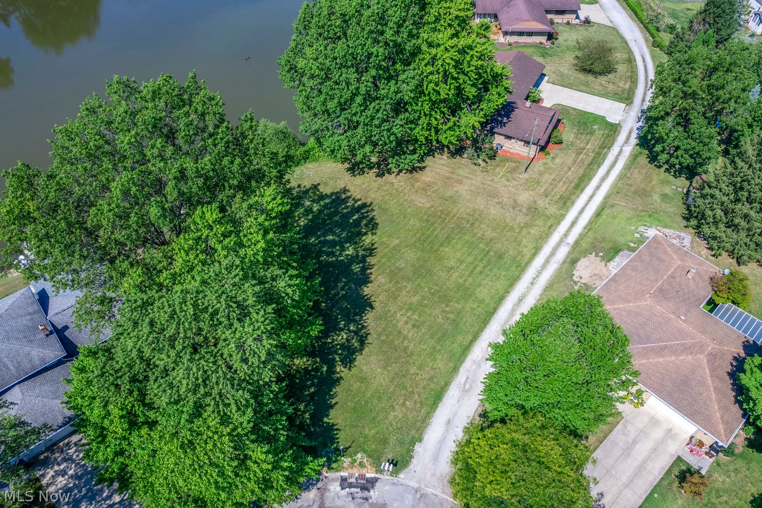 Vl Hollenbeck Circle Parma OH 44129