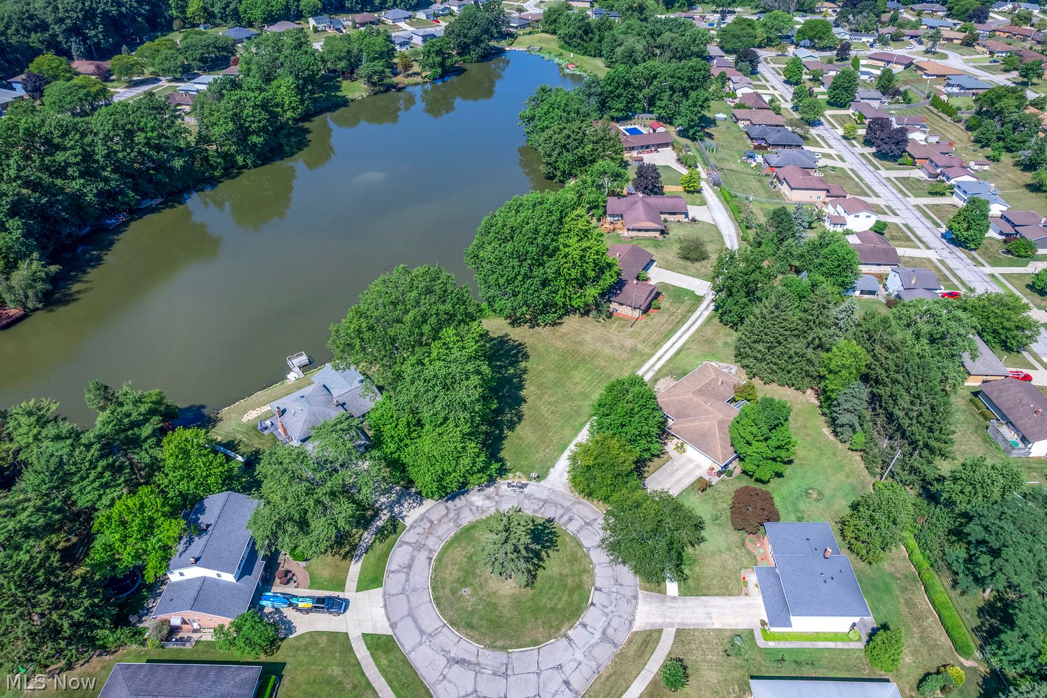 Vl Hollenbeck Circle Parma OH 44129