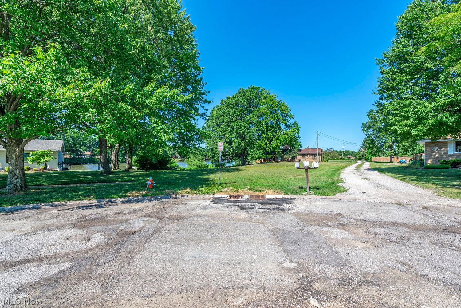 Vl Hollenbeck Circle Parma OH 44129