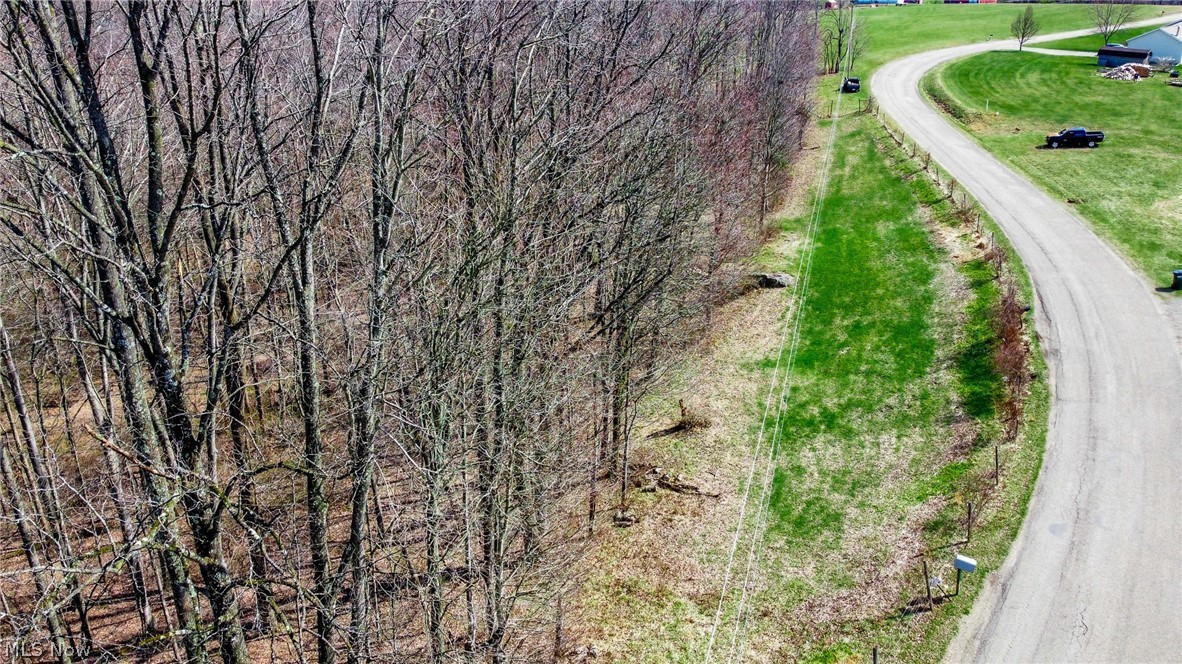 17805 Early Cemetary Road Kimbolton OH 43749