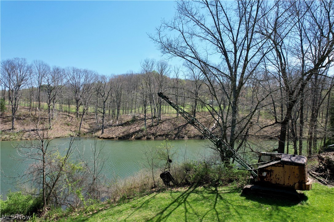 4101 Peace Road SE Carrollton OH 44615